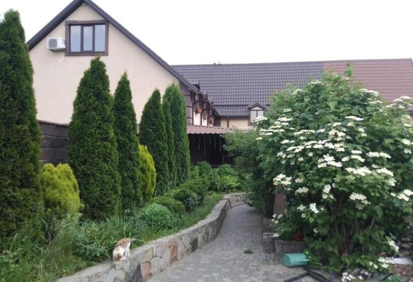 פנסיון шинок