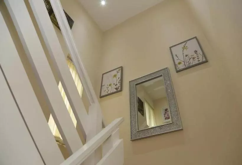 Majatalo A A Guest Rooms Thamesmead