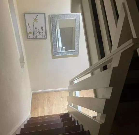 Majatalo A A Guest Rooms Thamesmead