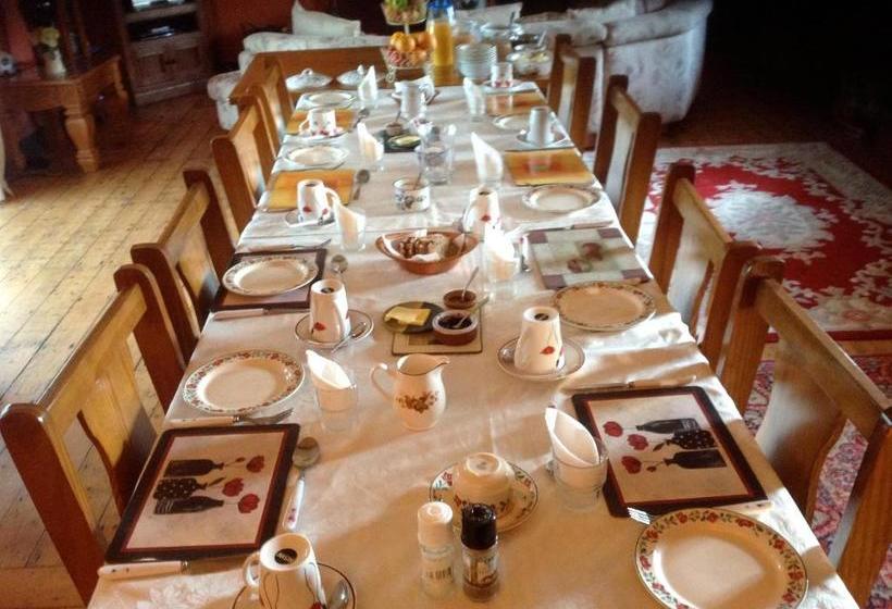 The Old School House B&b