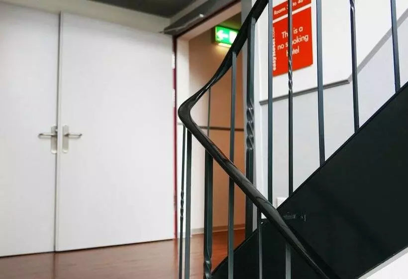 Easyhotel Zürich City Centre