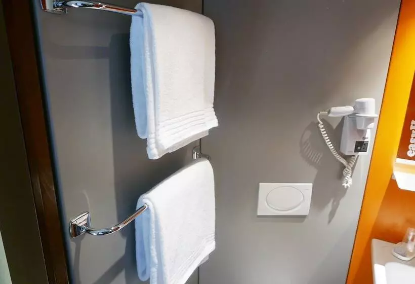 Easyhotel Zürich City Centre