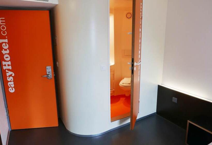Easyhotel Zürich City Centre