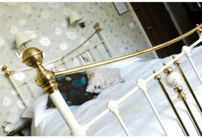 בית מלון כפרי Guildhall Tavern