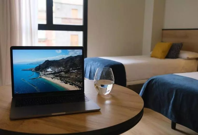 Hotel Adonis Capital