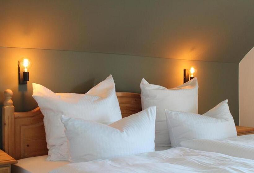 فندق Askania 1927