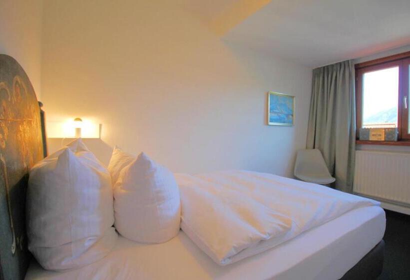 فندق Askania 1927