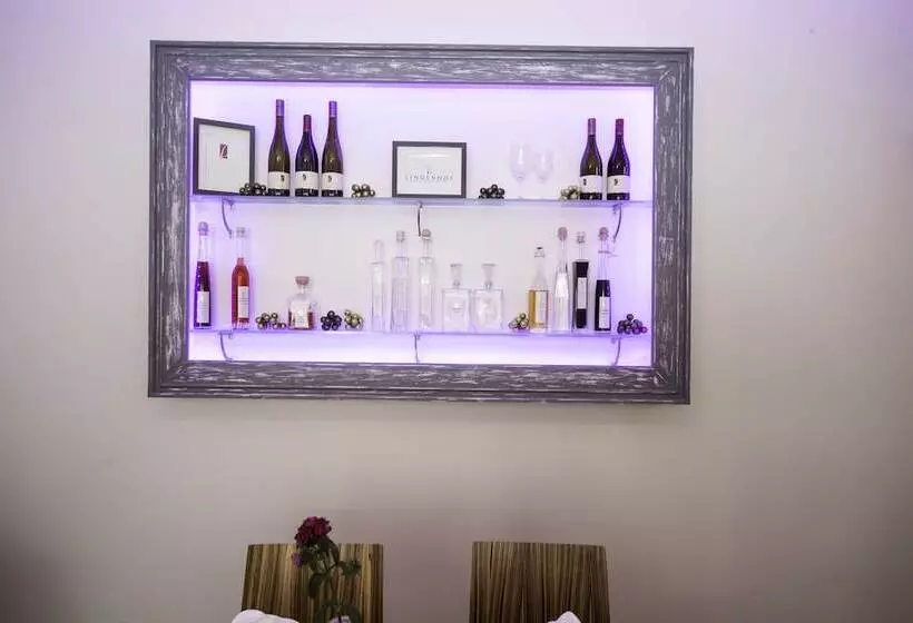 Caravelle Hotel Im Park