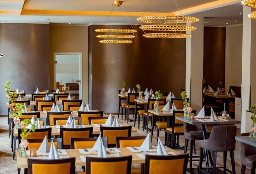 Caravelle Hotel Im Park