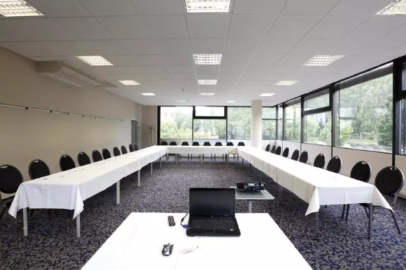 Caravelle Hotel Im Park