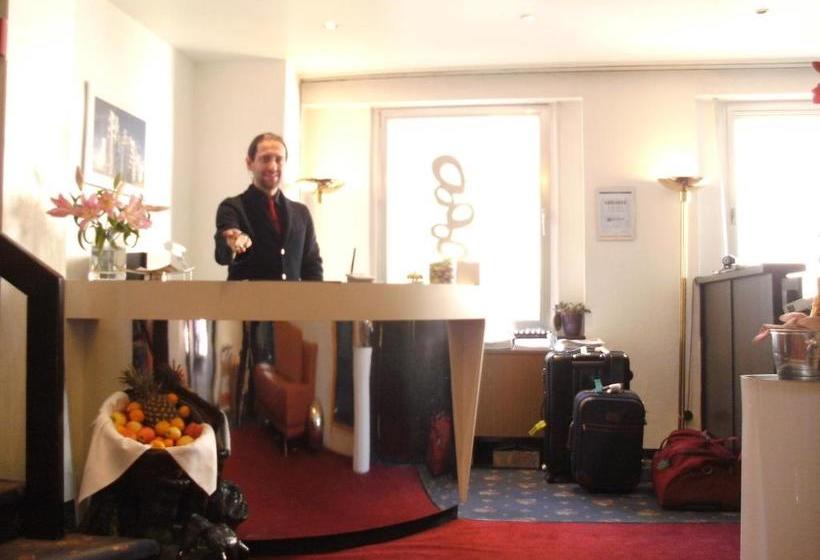 فندق Central  Duesseldorf