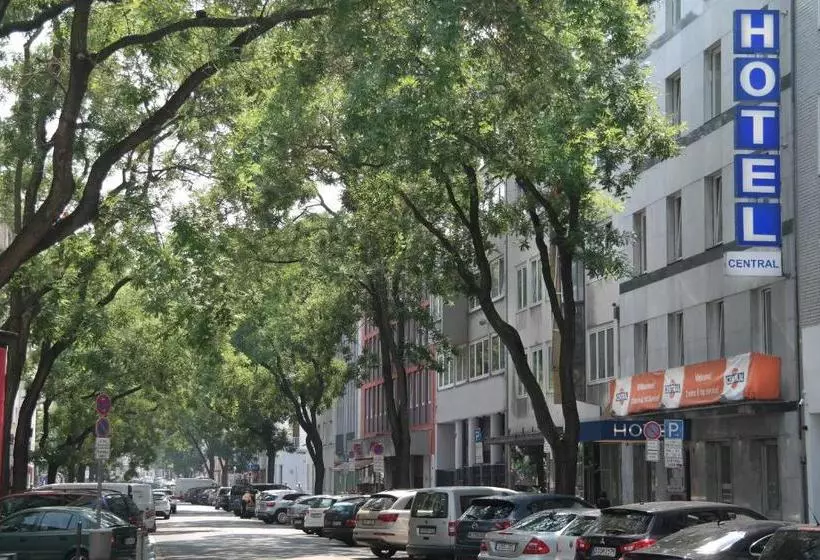 Отель Central Duesseldorf