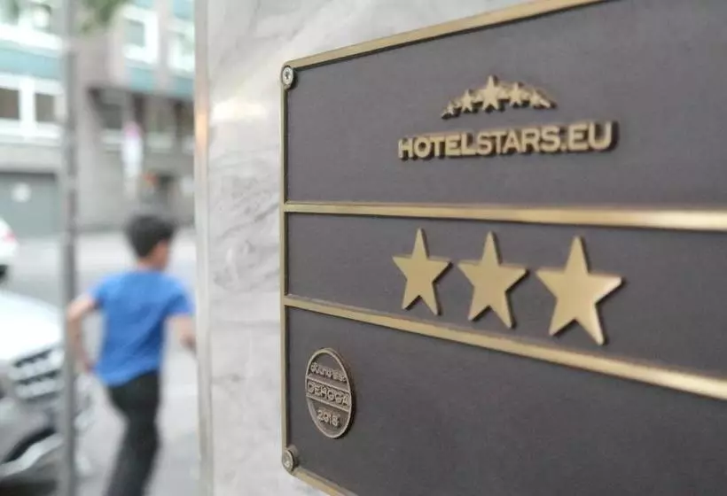 Отель Central Duesseldorf