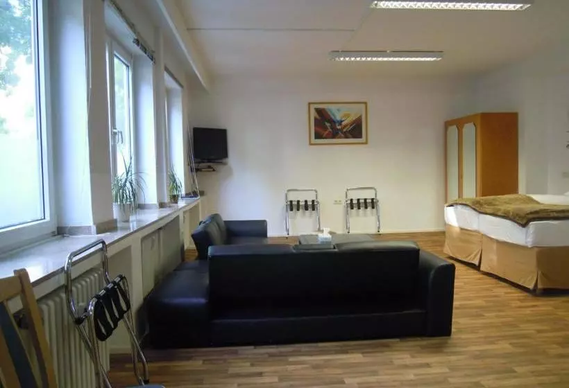 Отель Central Duesseldorf