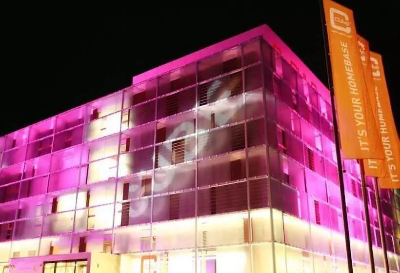 فندق Cube Savognin