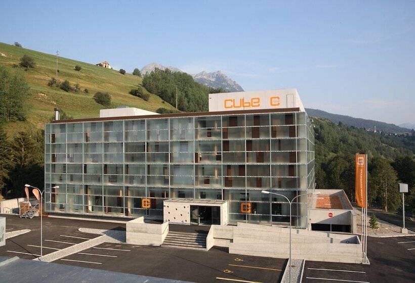 Szálloda Cube Savognin