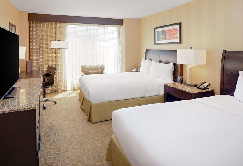 בית מלון כפרי Zessa Orange County Airport, A Doubletree By Hilton