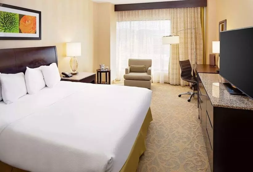 ホテル Zessa Orange County Airport, A Doubletree By Hilton