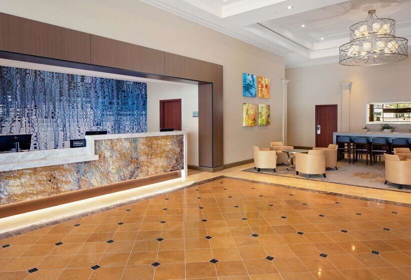 בית מלון כפרי Zessa Orange County Airport, A Doubletree By Hilton