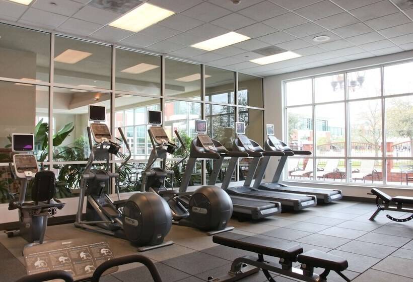 فندق Embassy Suites By Hilton Charleston Airport Convention Ctr