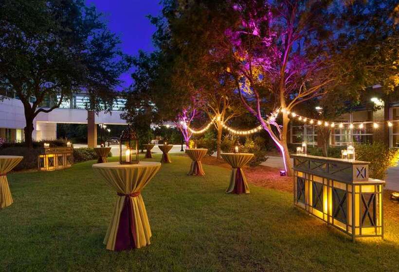 فندق Embassy Suites By Hilton Charleston Airport Convention Ctr