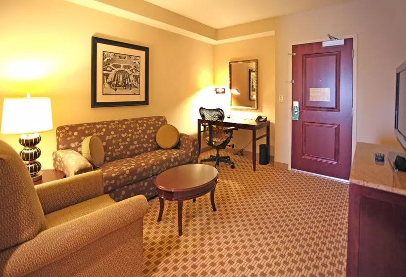 فندق Hilton Garden Inn Cincinnati Blue Ash
