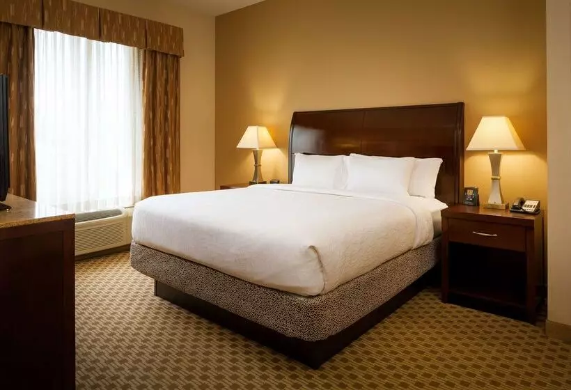 فندق Hilton Garden Inn Cincinnati Blue Ash