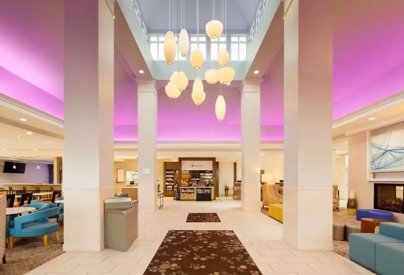 فندق Hilton Garden Inn Cincinnati Blue Ash