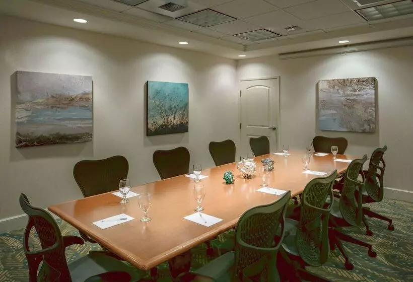 Отель Hilton Garden Inn Corvallis