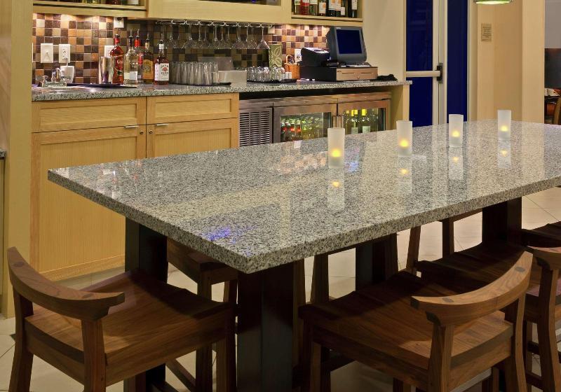 호텔 Hilton Garden Inn Gainesville