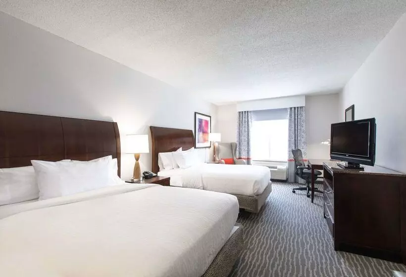 هتل Hilton Garden Inn Lynchburg