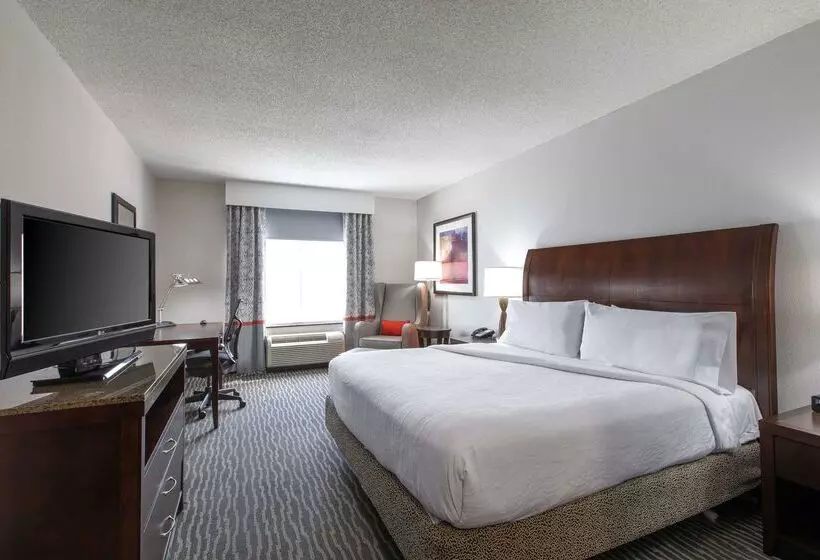 هتل Hilton Garden Inn Lynchburg