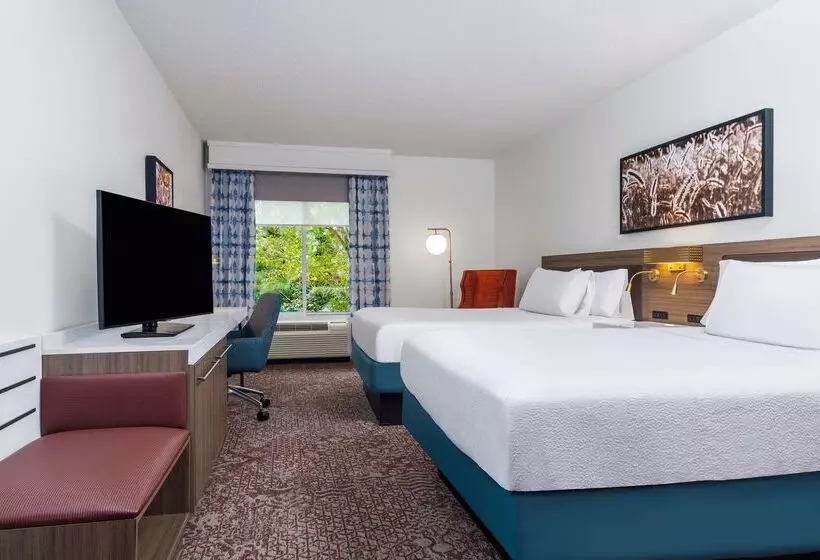 בית מלון כפרי Hilton Garden Inn Montgomery East