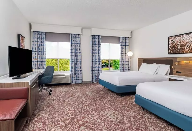 בית מלון כפרי Hilton Garden Inn Montgomery East