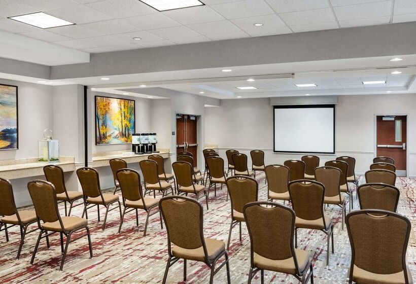 فندق Hilton Garden Inn Montgomery East