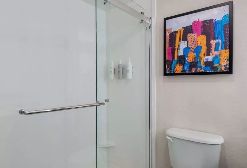 בית מלון כפרי Hilton Garden Inn Montgomery East