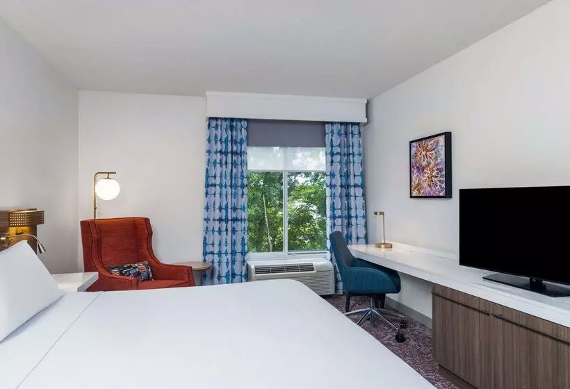 בית מלון כפרי Hilton Garden Inn Montgomery East