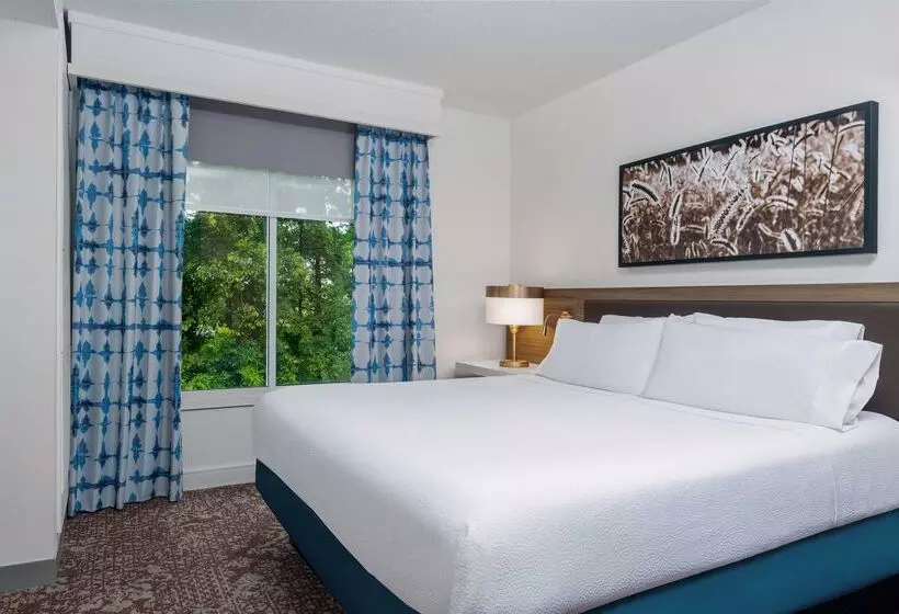 בית מלון כפרי Hilton Garden Inn Montgomery East