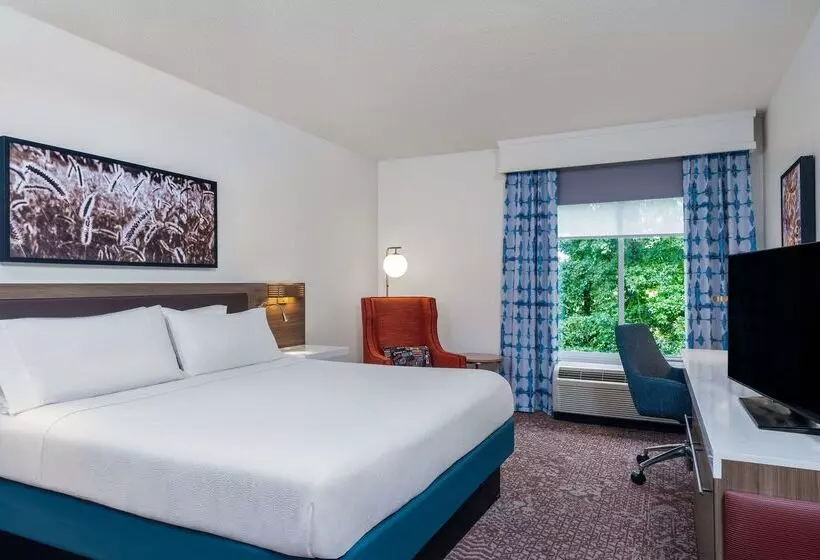 בית מלון כפרי Hilton Garden Inn Montgomery East