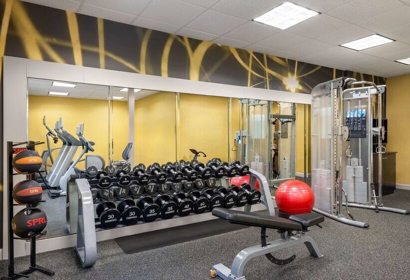 فندق Hilton Garden Inn Montgomery East