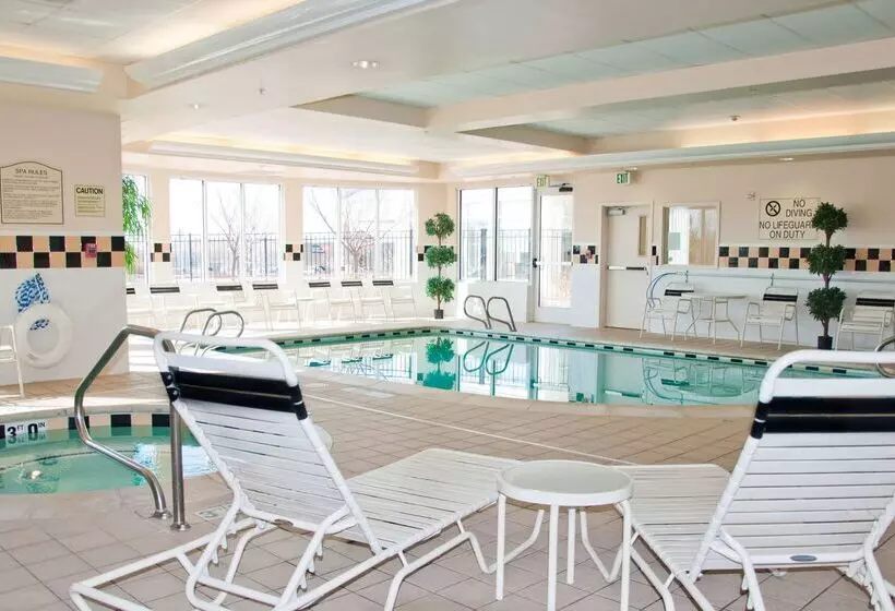 Отель Hilton Garden Inn Salt Lake City/layton