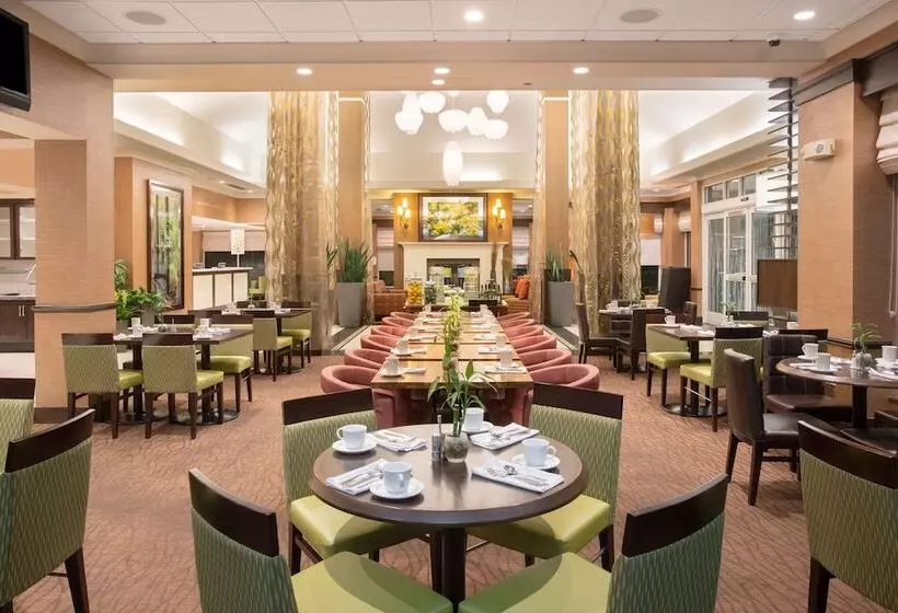 Отель Hilton Garden Inn Salt Lake City/layton