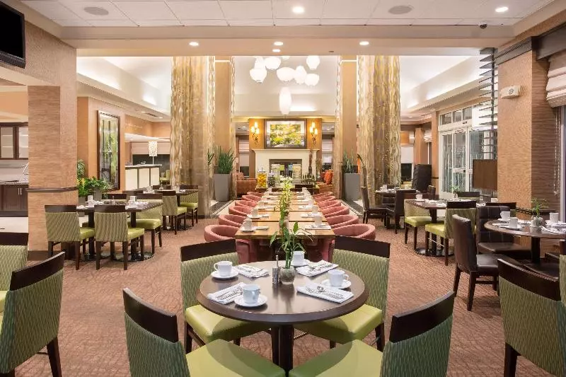 Отель Hilton Garden Inn Salt Lake City/layton