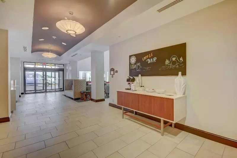 Holiday Inn Express Hotel & Suites Tampa Usf Busch Gardens, An Ihg