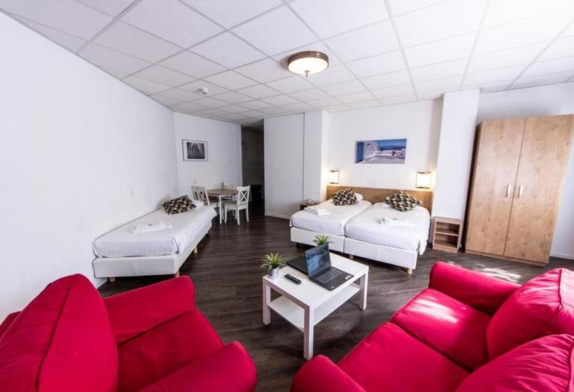 هتل Joops City Centre