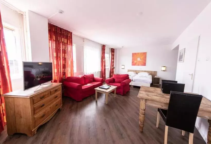 בית מלון כפרי Joops City Centre