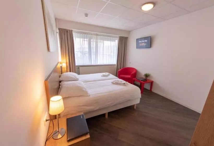 בית מלון כפרי Joops City Centre