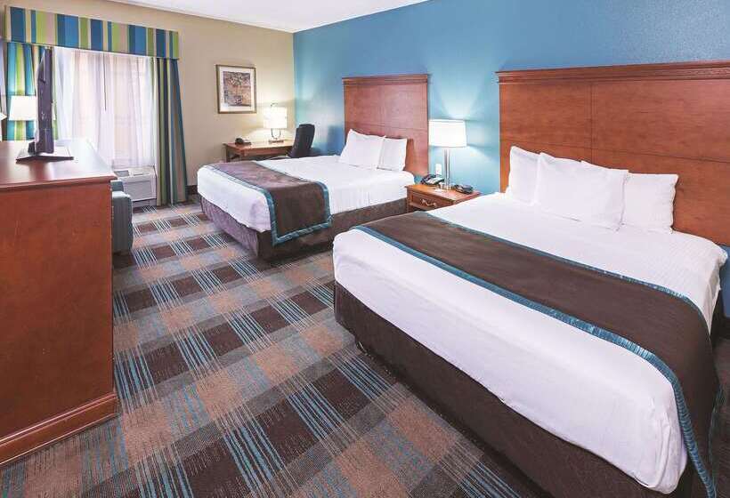 هتل La Quinta By Wyndham Houston Hobby Airport