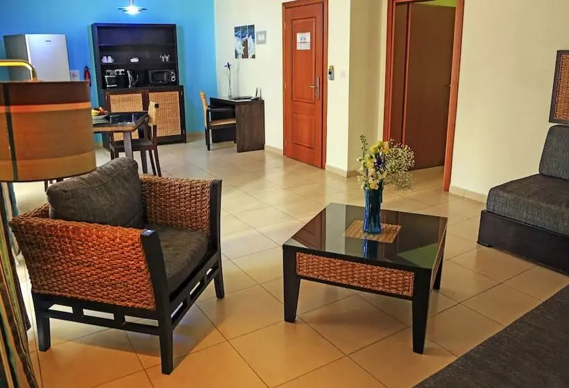 هتل Labranda Rocca Nettuno Suites