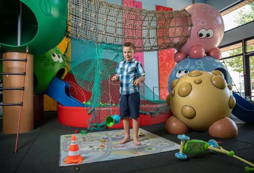 בית מלון כפרי Marina Walensee